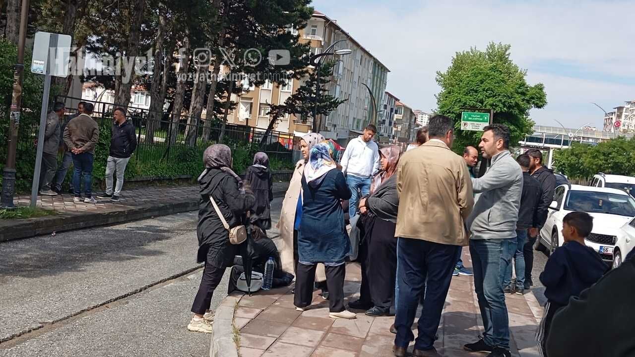 Yozgat'ta Lgs Heyecanı Okul Önlerine Taştı (2)