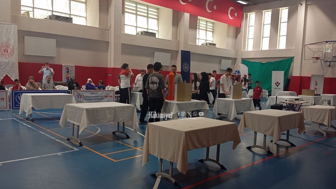 Yozgat'ta Öğrenciler Deneyap Projelerini Sergiledi (3)