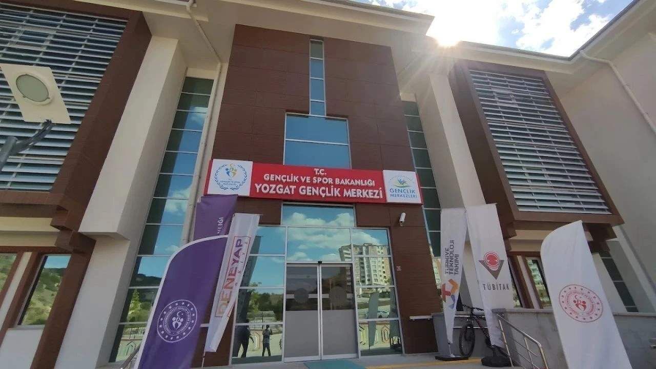 Yozgat'ta Öğrencilere Gençlik Merkezinden Bilgi Dolu Tatil! (2)