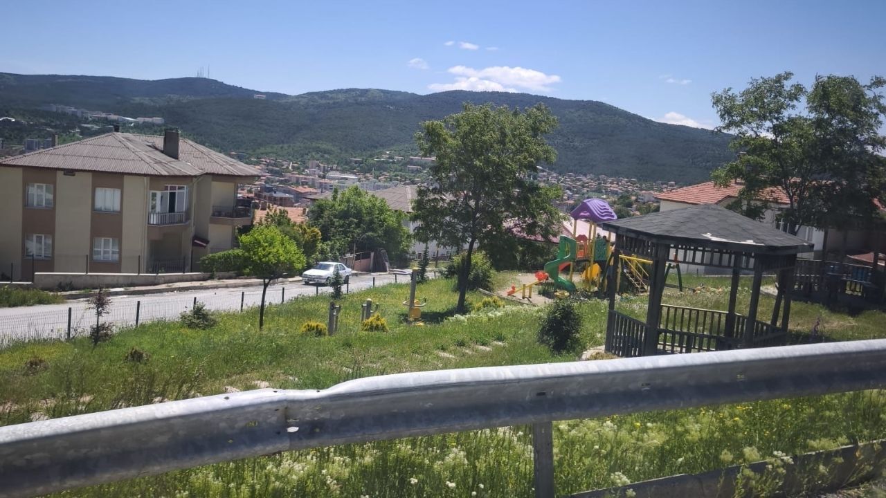 Yozgat'ta Parklar Aileleri Korku Salıyor! (1)