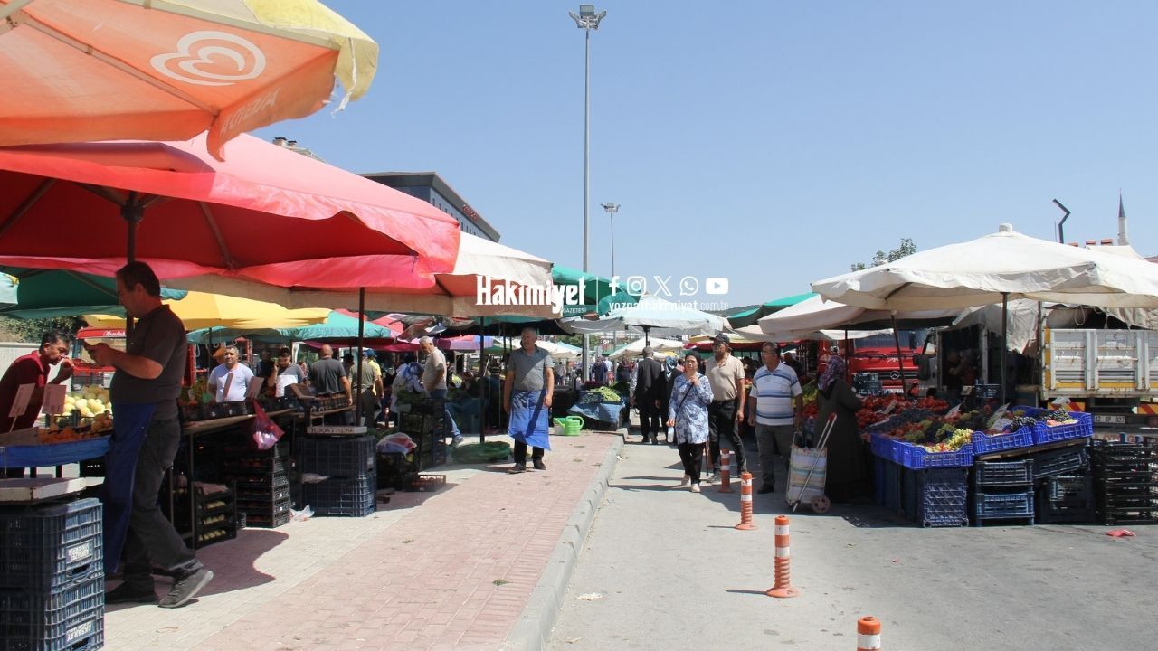 Yozgat'ta Pazarın Eksikleri Giderilmemeye Devam Ediyor (1)