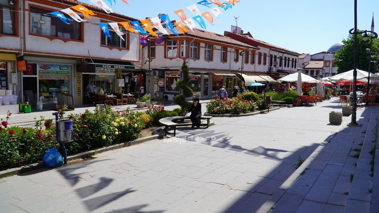 Yozgat'ta Restorasyon Çalışmaları Un Pazarı'nı Teğet Mi Geçiyor (1)