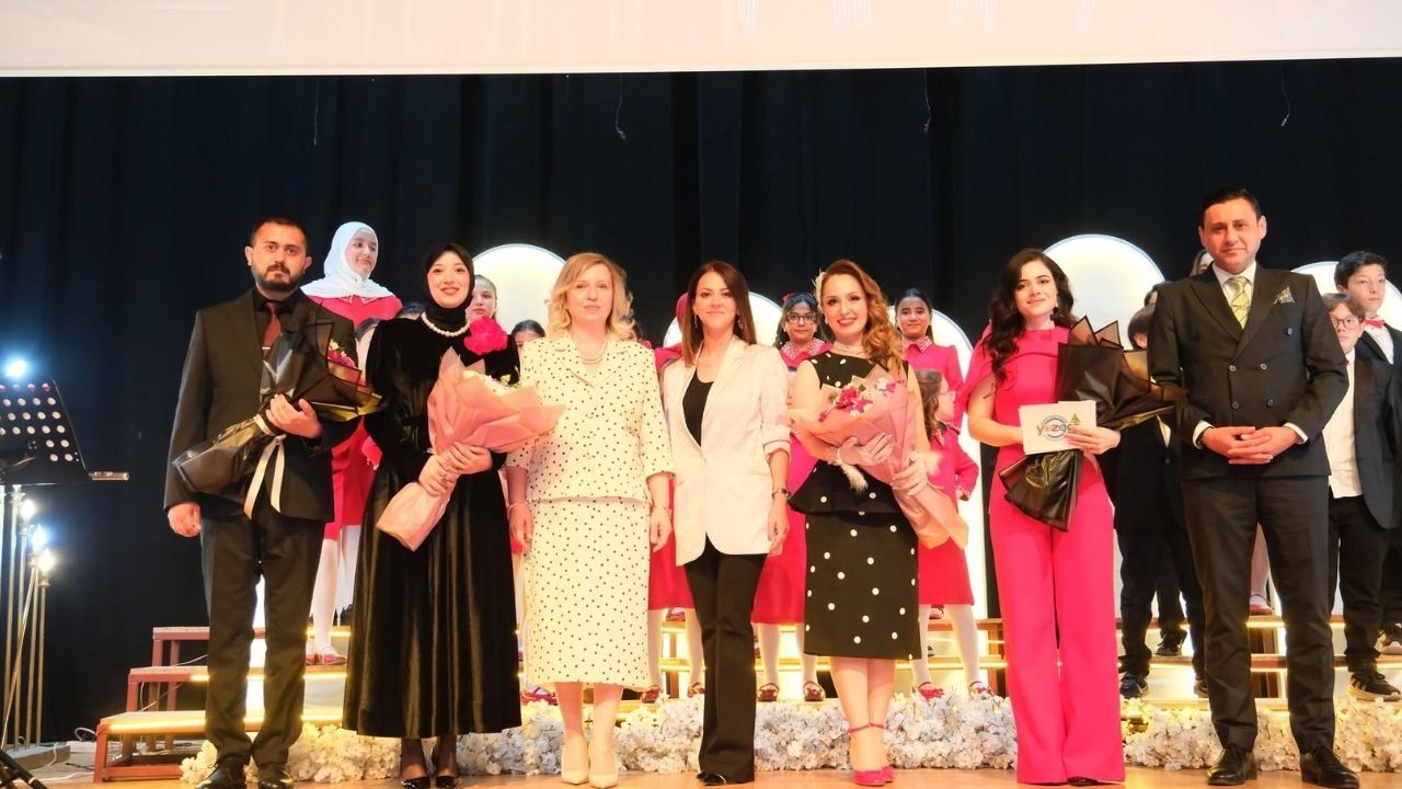 Yozgat'ta Sanat Dolu Akşam İzleyenleri Büyüledi