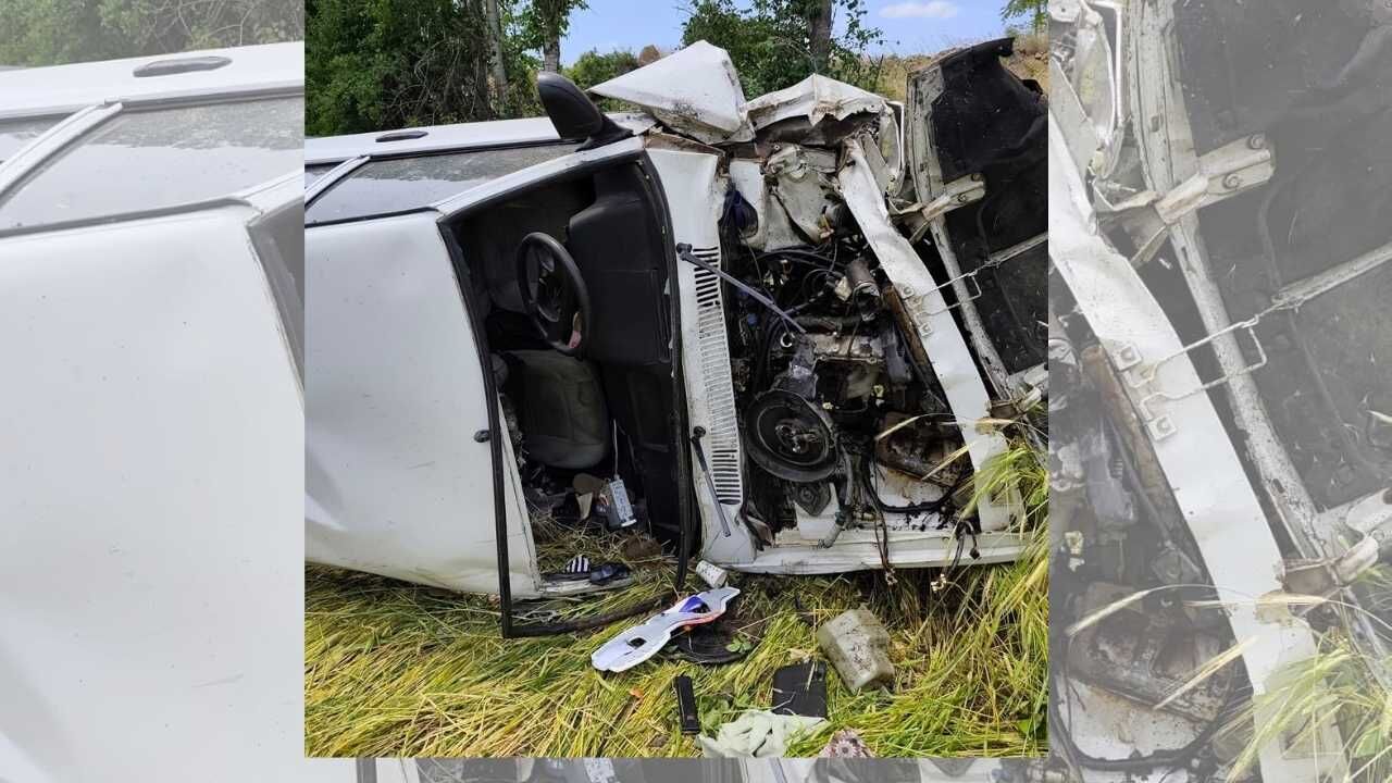 Yozgat'ta Takla Atan Otomobilde Can Pazarı Ekipler Zamanında Müdahale Etti (1)