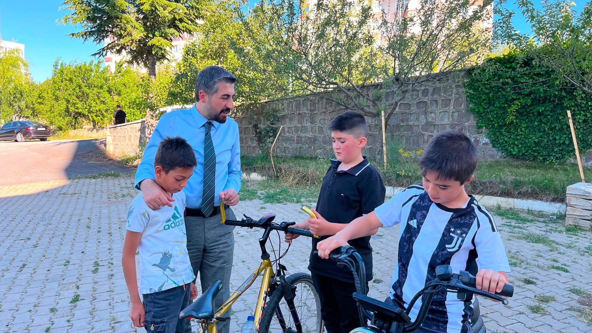 Ak Parti Yozgat'ın Esnafını Dinlemeye Devam Ediyor2