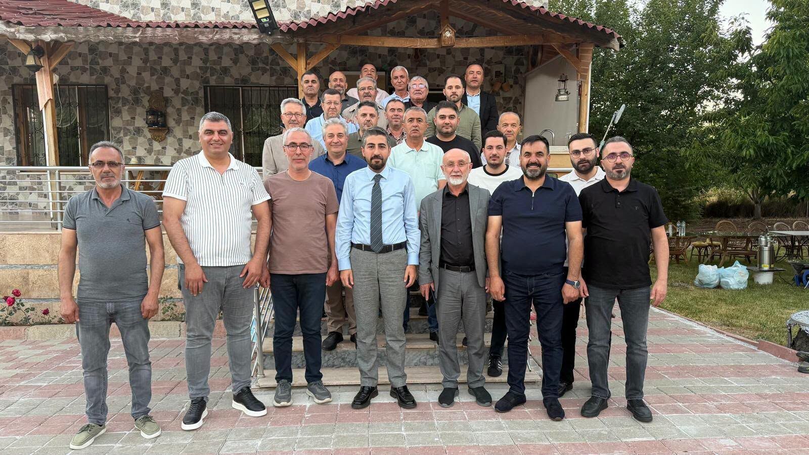 Ak Parti Yozgat'ta Kritik Toplantı! Yeni Dönem Planları Masaya Yatırıldı-1