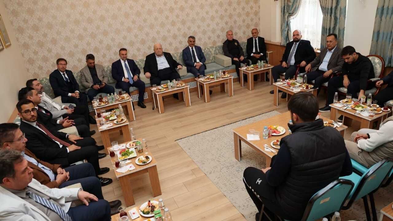 Bilal Şahin'e Yozgat Bozok Üniversitesi'nden Vefa Gecesi (2)