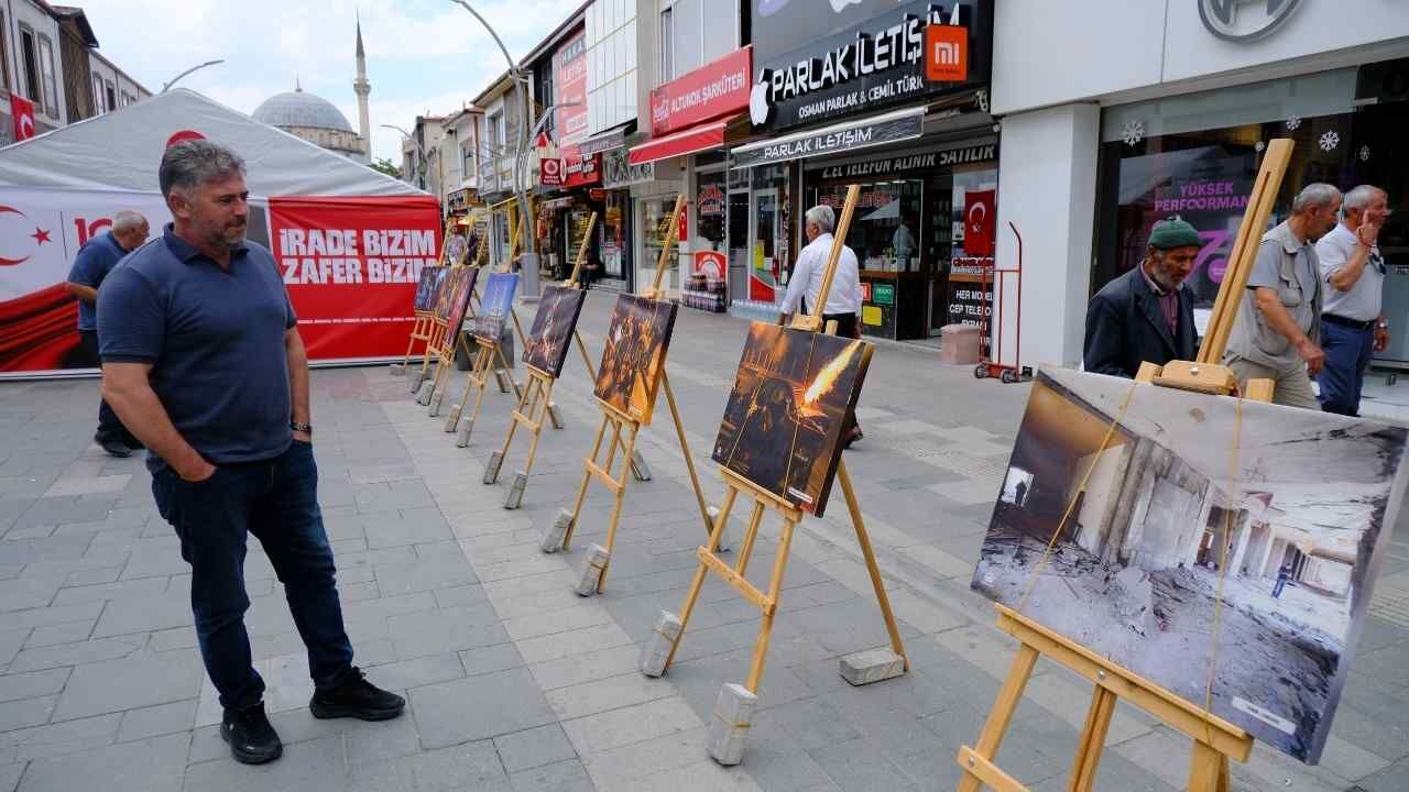 Bu Kare Önünde Uzun Süre Duruldu! 15 Temmuz'un Hafızası Bu Fotoğrafta Canlandı (2)