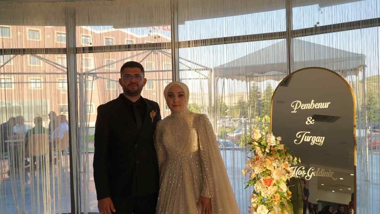 Çelik Ve Pekdemir Ailesinin Nişan Sevinci Yozgat'ta Mutluluğa Dönüştü (4)-1