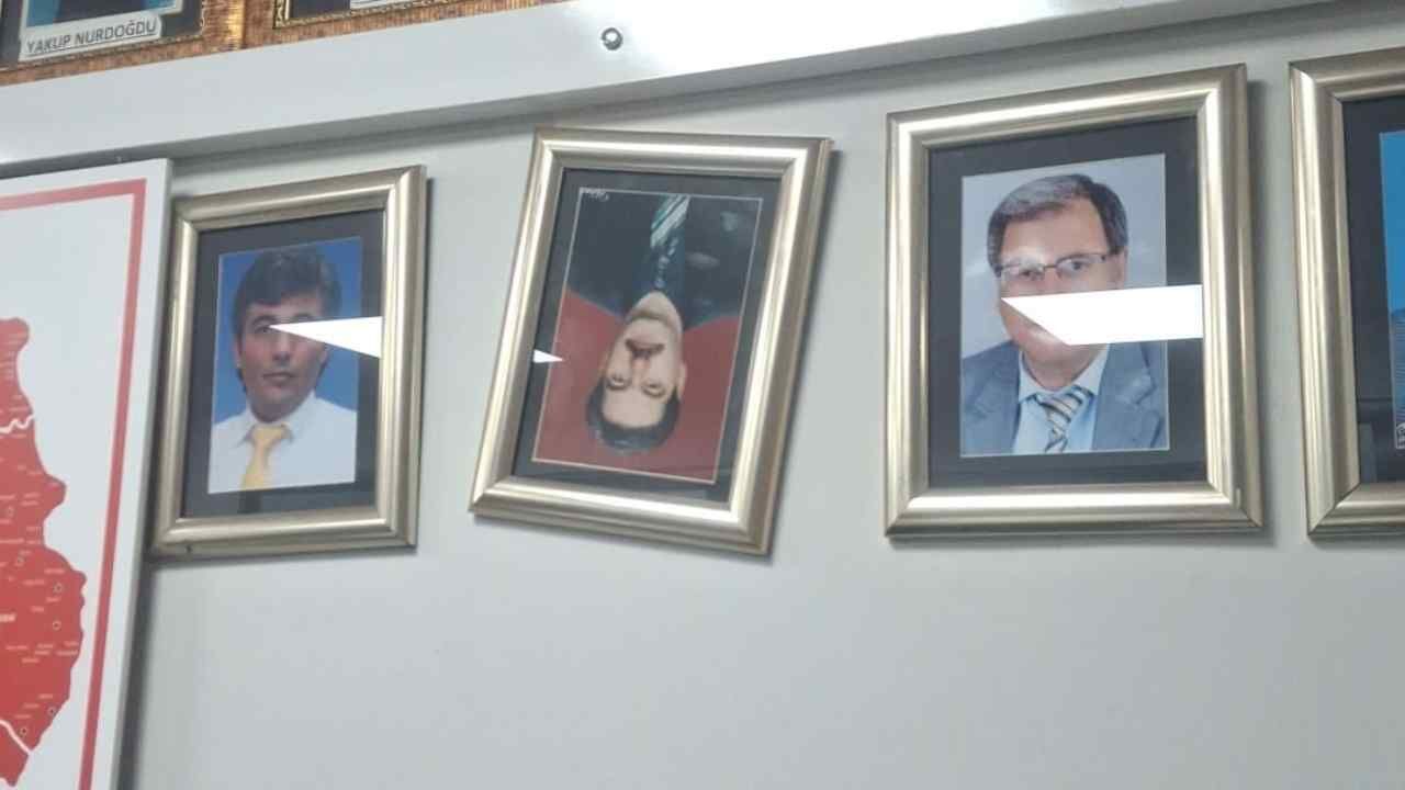 Chp İl Başkanları Duvarında Yeni Gelişme Kazım Eliaçık'ın Fotoğrafı Yeniden Düzeltildi (3)