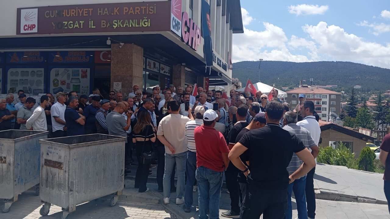 Chp Yozgat İl Başkanı Yaşar Vız Gelir Tırıs Gidersiniz (1)
