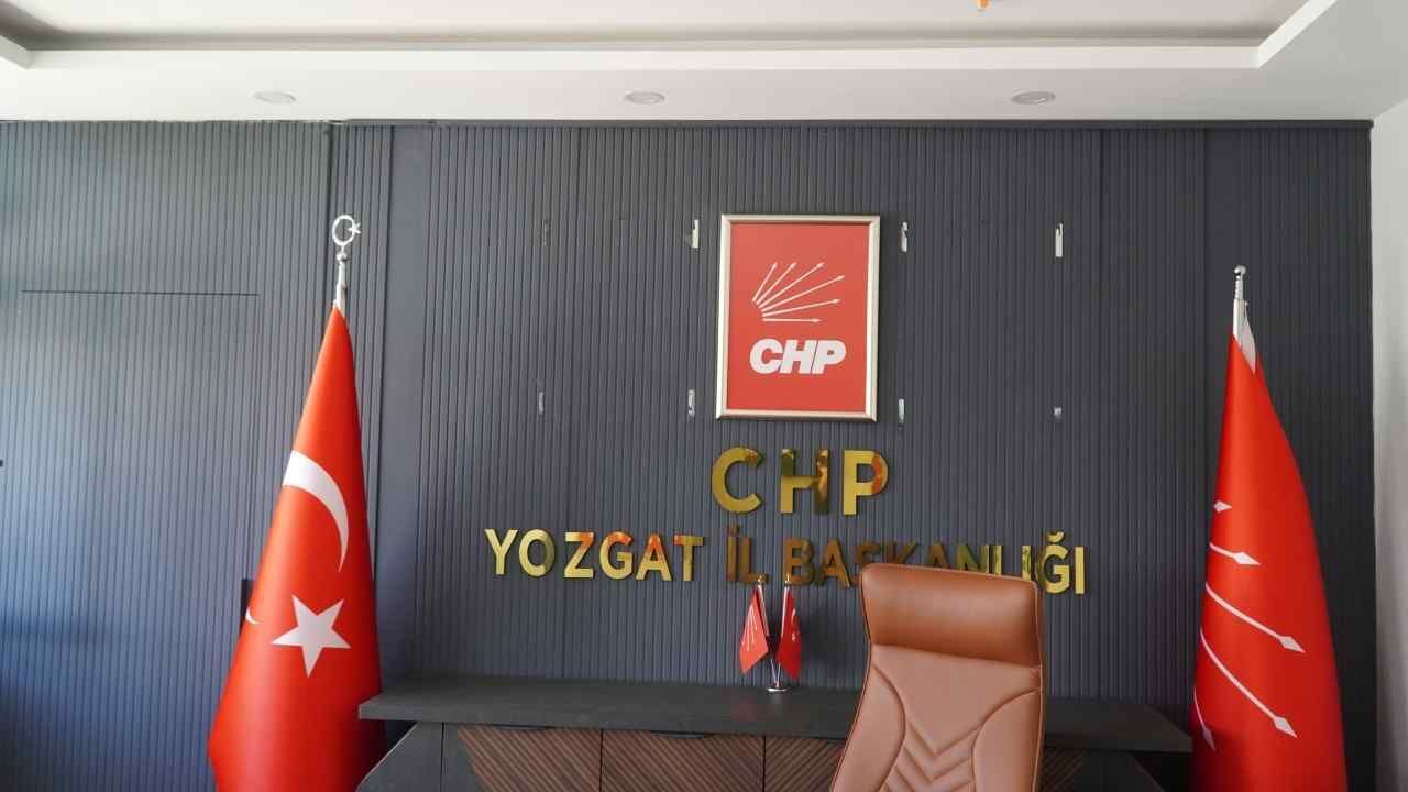 Chp Yozgat İl Binasında Portreler Yerinde Yok (1)-1
