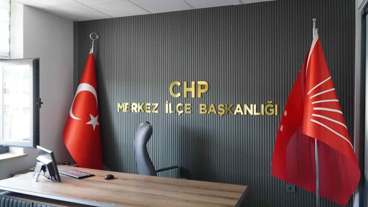 Chp Yozgat İl Binasında Portreler Yerinde Yok (5)