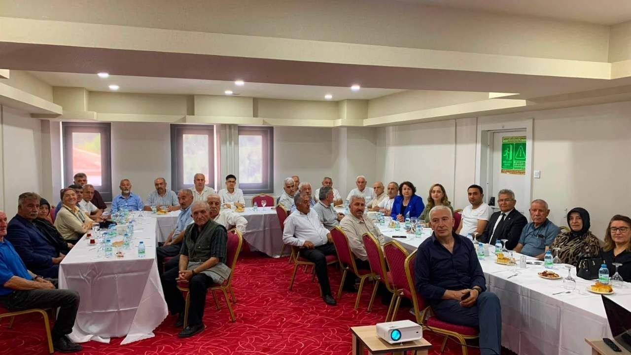 İyi̇ Parti'den Yozgat Mesaisi! Teşkilat Toplantısı Ve Halk Buluşması (1)