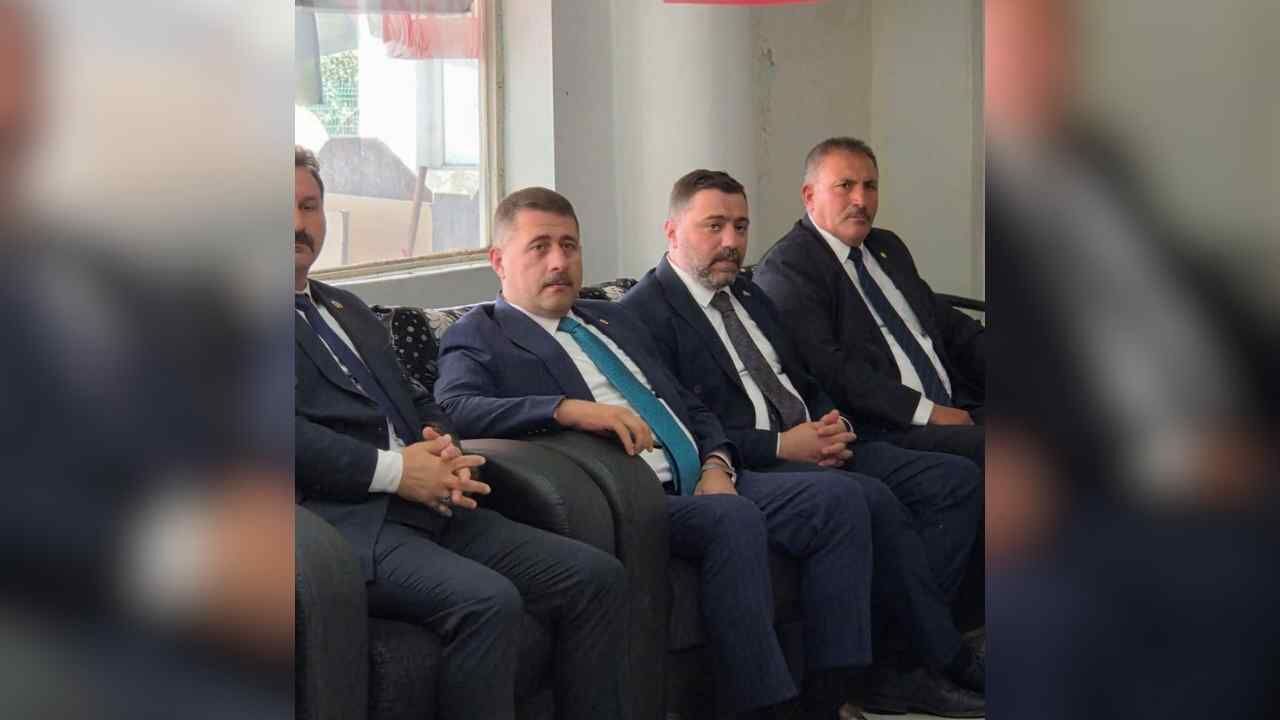 Mhp Yenifakılı İlçe Kongresi Nuri Okuyucu Güven Tazeledi (4)