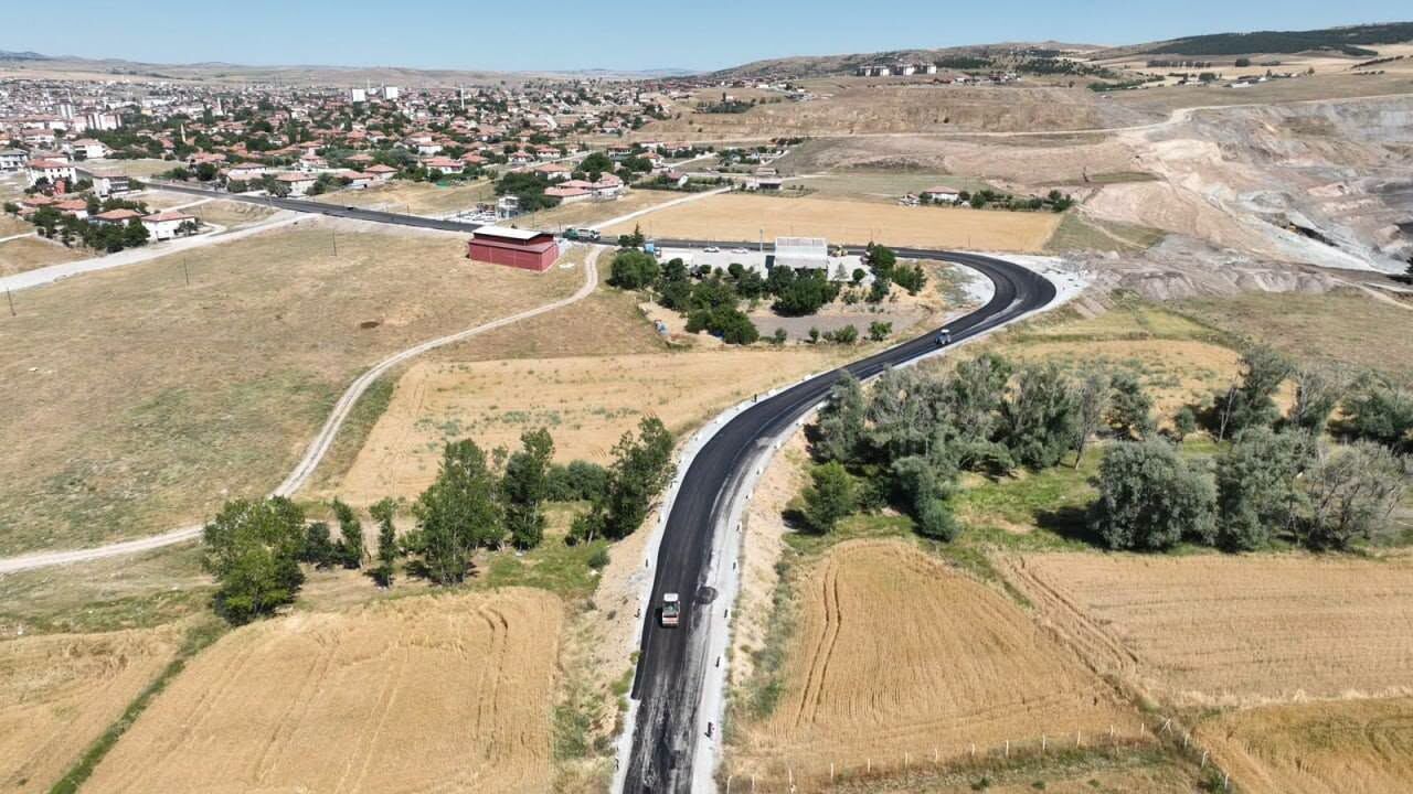 Sorgun'da Yollar Baştan Sona Yenileniyor! Çalışmalar Tam Gaz1