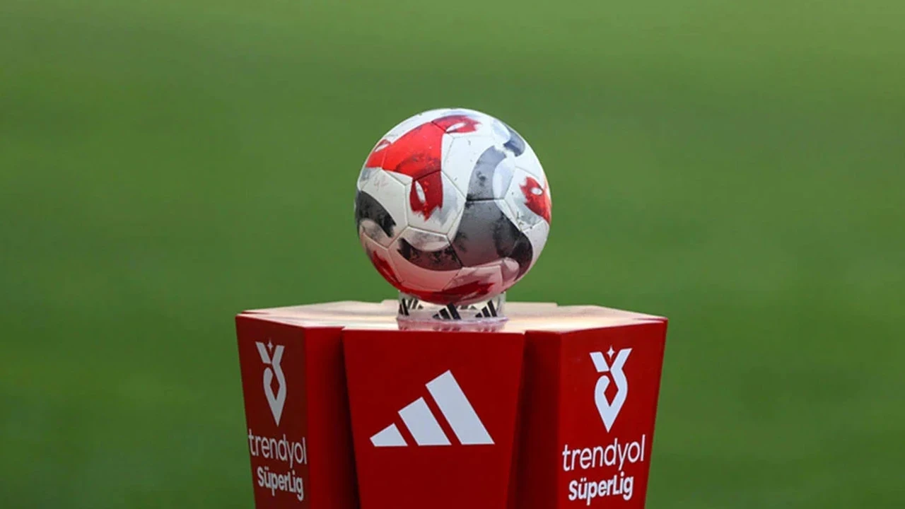 Super Ligde Yeni Sezonun Muhtemel Derbi Haftalari Belli Oldu Teau