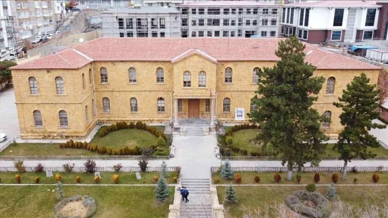 Yaz Tatilinde Yozgat'a Gelen Gurbetçilere Müzeden Gezi Rotası (4)