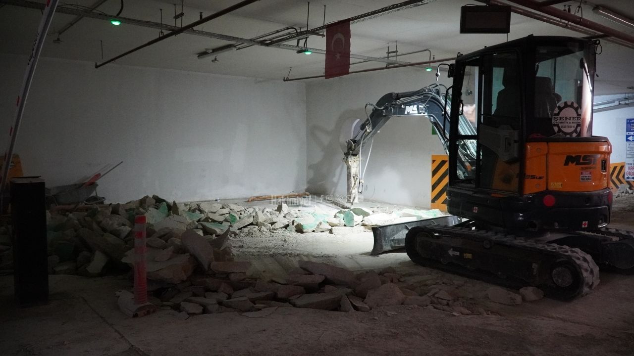 Yozgat Belediyesi Kapalı Otopark Bakım Onarım Çalışmaları Devam Ediyor (6)