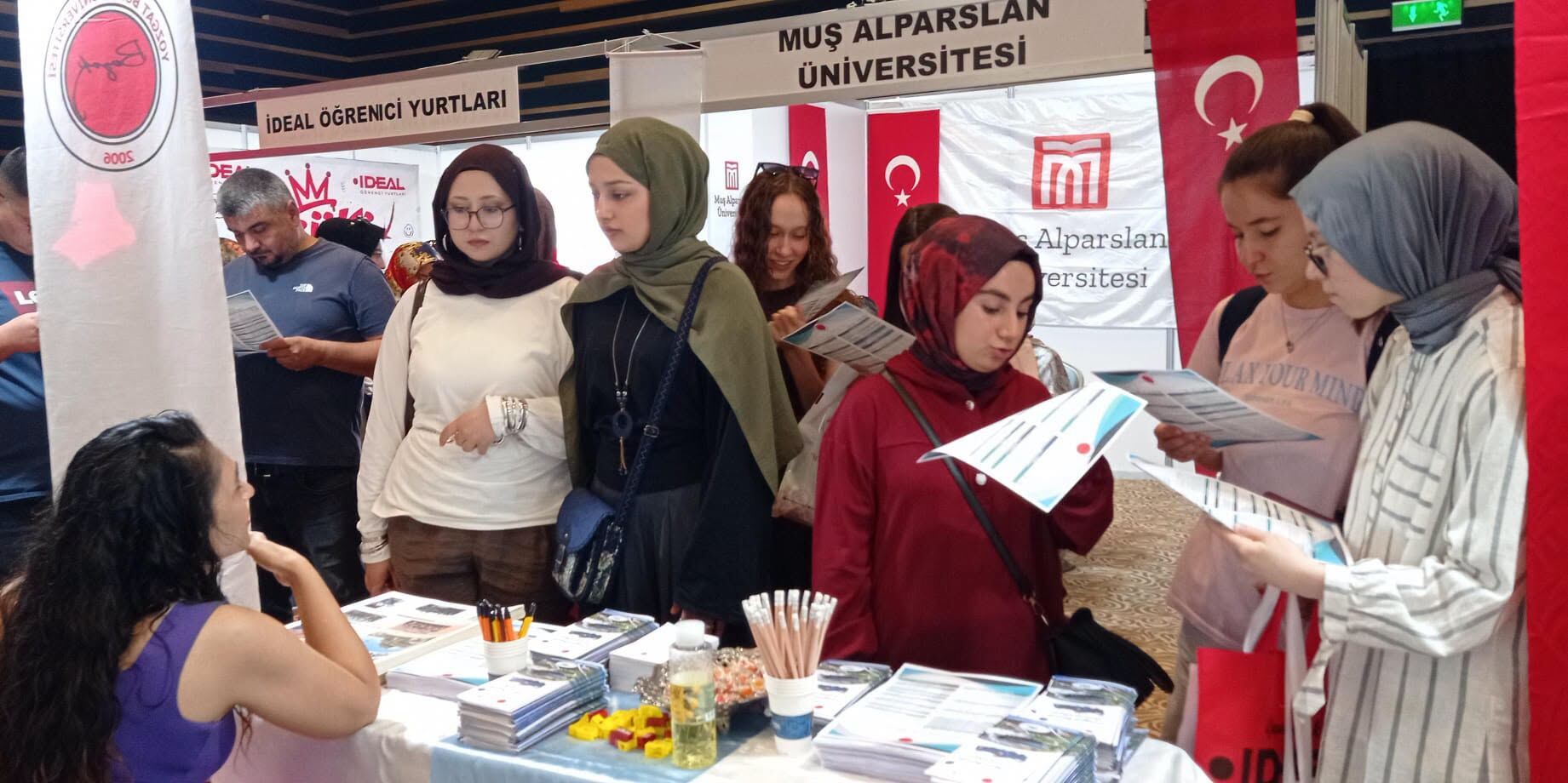 Yozgat Bozok Üniversitesi Konya Tercih Fuarında Aday Öğrencilerle Buluşuyor1