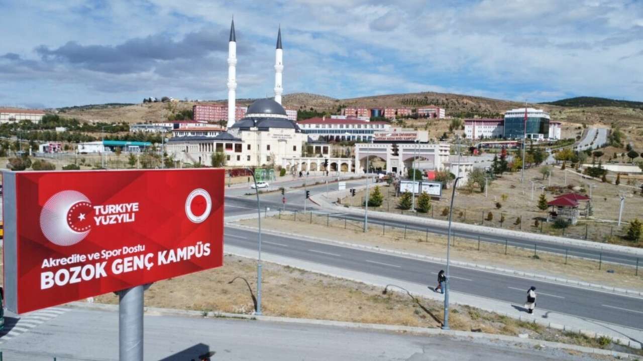 Yozgat Bozok Üniversitesi Sizi Bekliyor (3)
