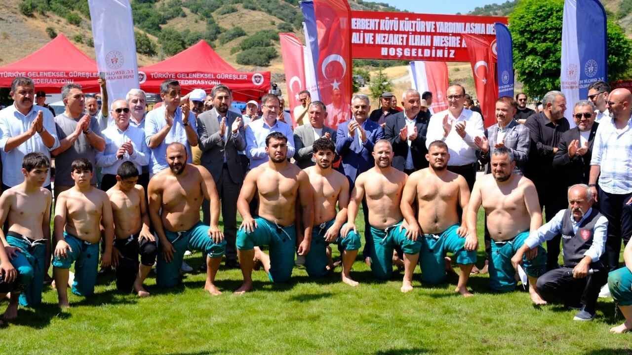 Yozgat Derbent Köyü'nde Unutulmaz Şenlik! (1)