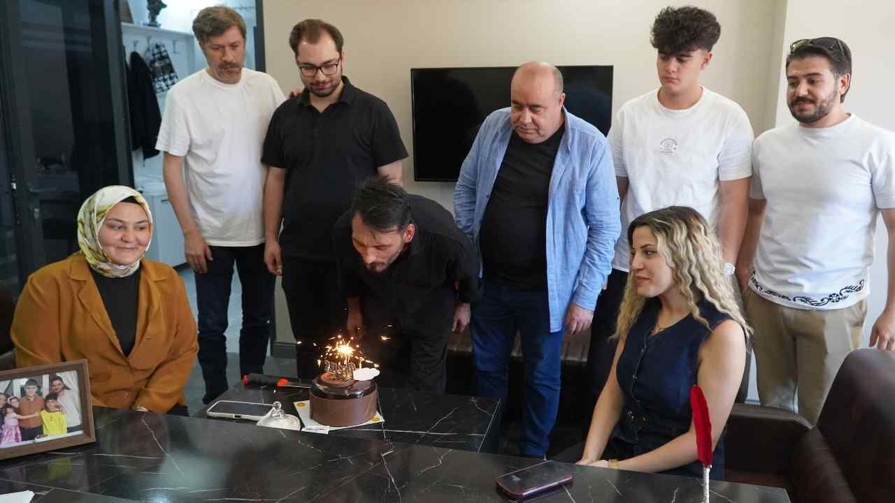 Yozgat Hakimiyet Gazetesinden Akgül’e Doğum Günü Sürprizi (1)