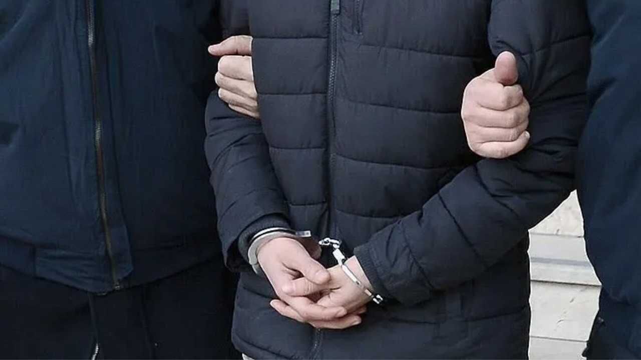 Yozgat Jandarması Affetmedi Bilişim Dolandırıcısı Ve Hükümlü Şahıs Yakalandı! (1)
