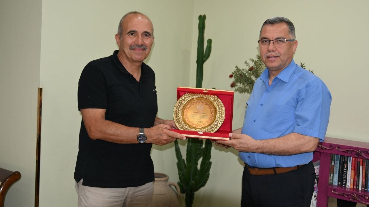 Yozgat Milli Eğitim'de Sevilen Müdürlere Duygusal Veda! (2)