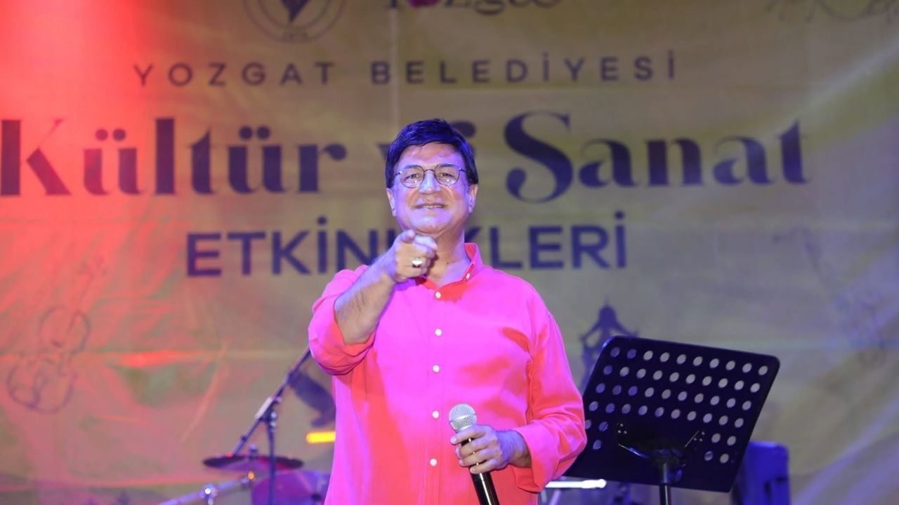 Yozgat'ın Kadife Sesi Nevzat Uyar (2)