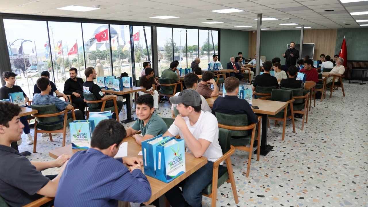 Yozgatlı Öğrenciler Üniversite Atmosferini Yerinde Deneyimledi (1)