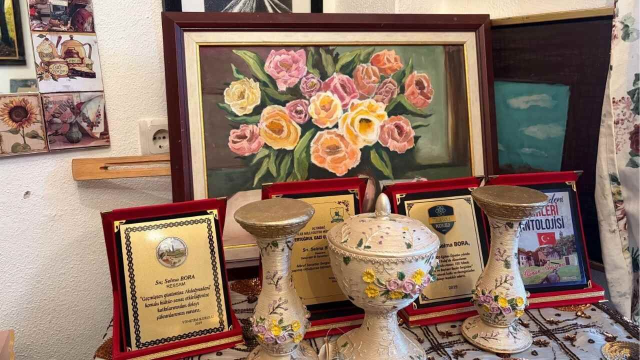 Yozgatlı Ressam Solunum Cihazına Rağmen Üretmeyi Bırakmıyor (3)