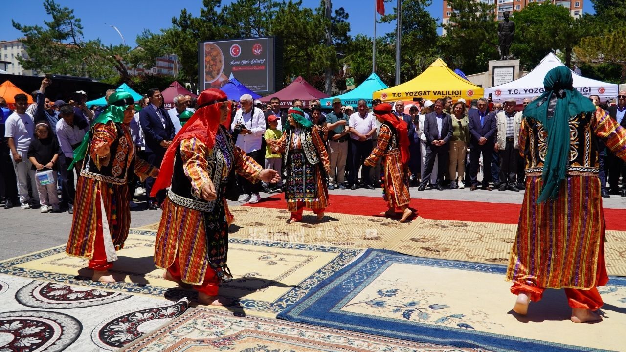 Yozgat'ta Aşure Lokması Dağıtım Programı Düzenlendi (1)