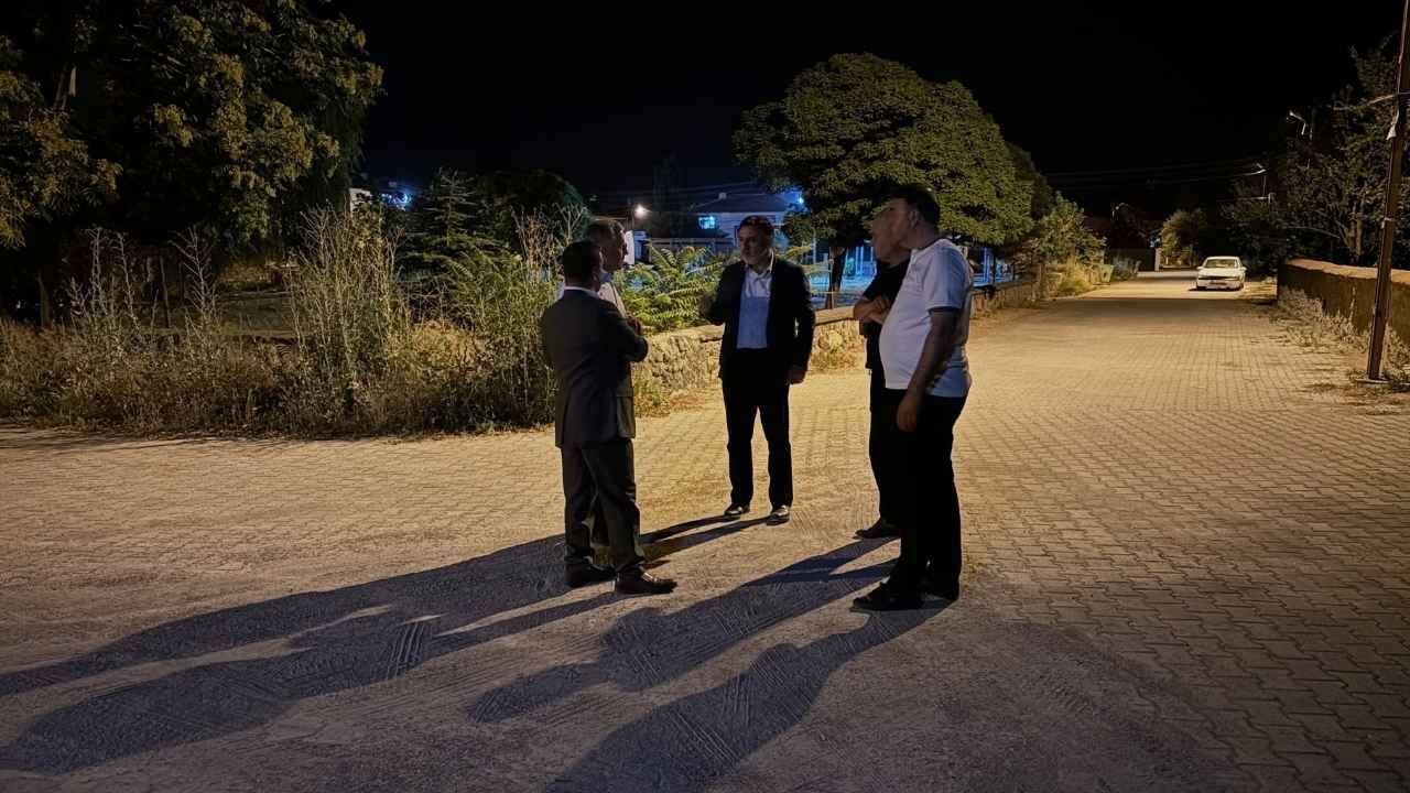 Yozgat'ta Başkan Gece Yarısı Sokağa İndi (1)