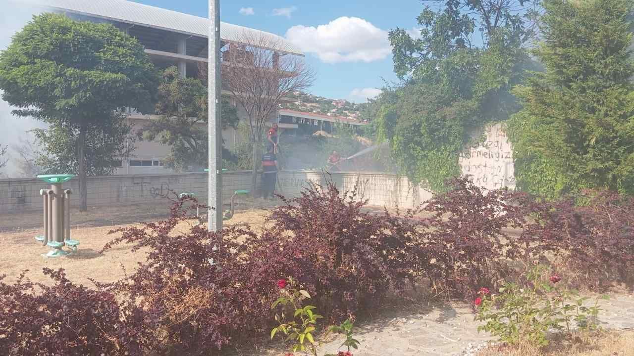 Yozgat'ta Bir Anda Alevler Yükseldi, Bölgeye Ekipler Sevk Edildi (4)