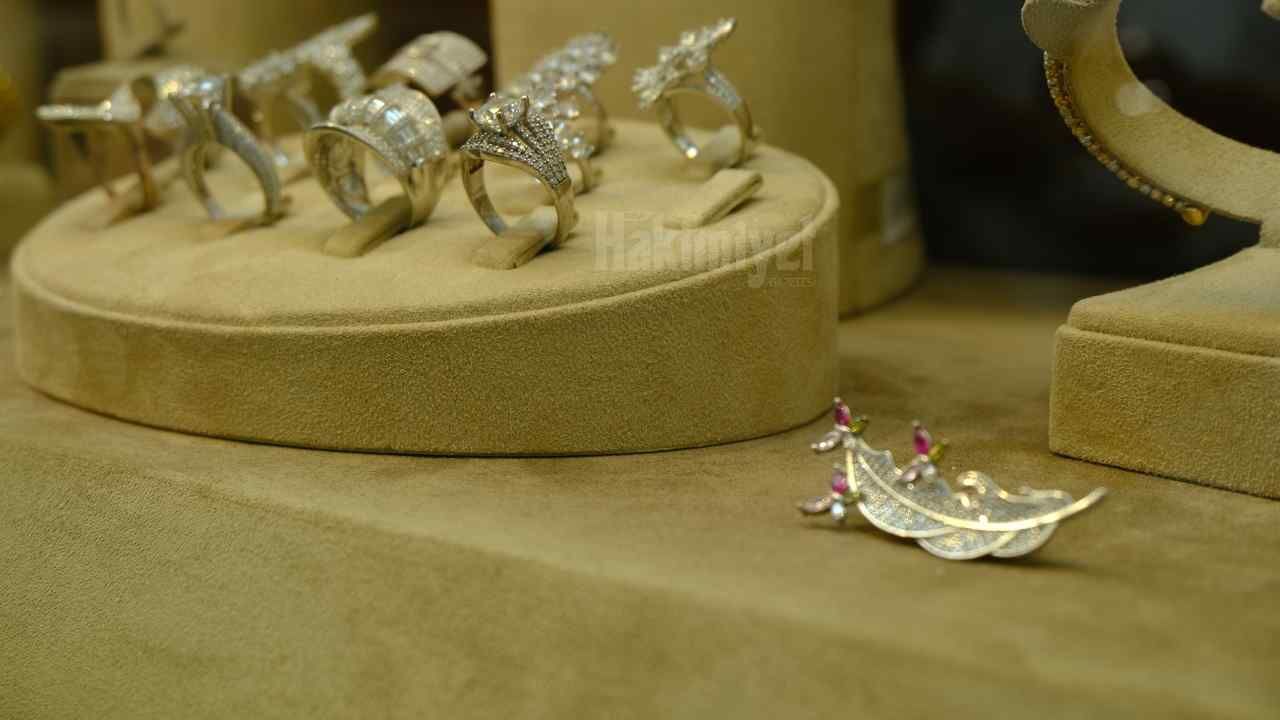Yozgat'ta Gram Gümüş Fiyatı Güncellendi 90,5041 Tl Seviyesinde (3)