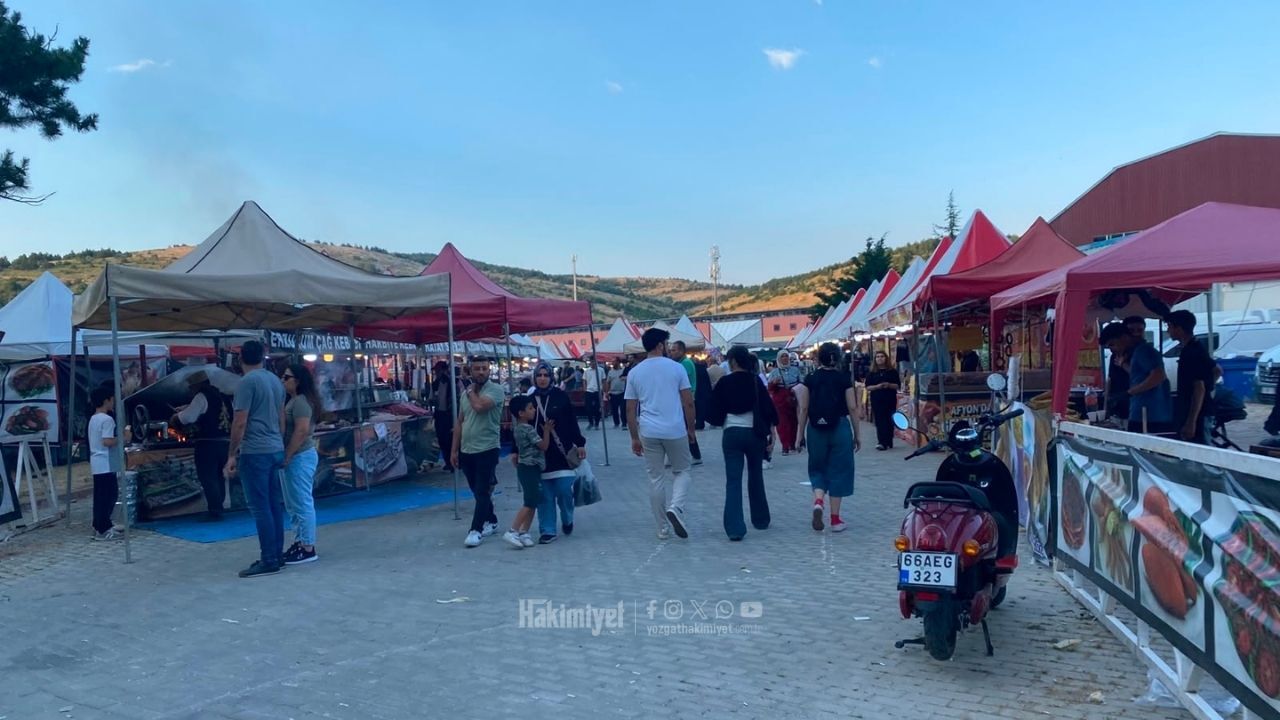 Yozgat'ta Gurbetçi Festivali Ürün Yelpazesiyle Yoğun İlgi Görüyor (4)