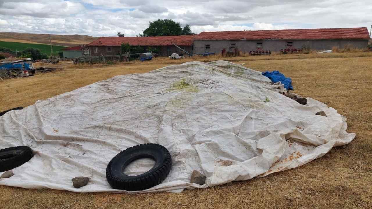 Yozgat’ta Hasat Durdu, Çiftçi Beklemeye Geçti (4)
