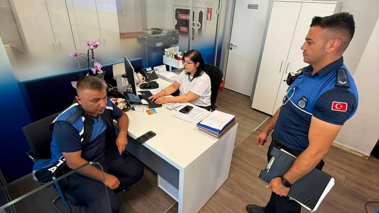 Yozgat'ta İnsanlık Ölmemiş Dedirten Olay Atm'de Unutulan Para Sahibine Ulaştırıldı (3)-1