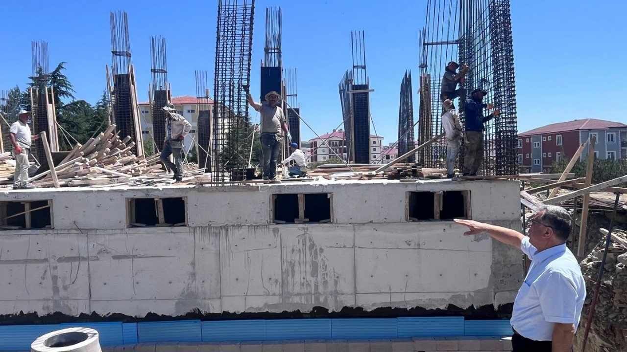 Yozgat'ta Okul Ve Pansiyon İnşaatları Yakından Takip Ediliyor