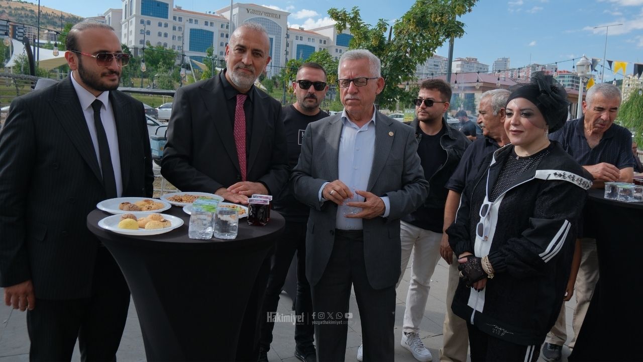 Yozgat'ta Rukiye Doğan Collection Açıldı Kurdeleyi Başkan Arslan Kesti (5)