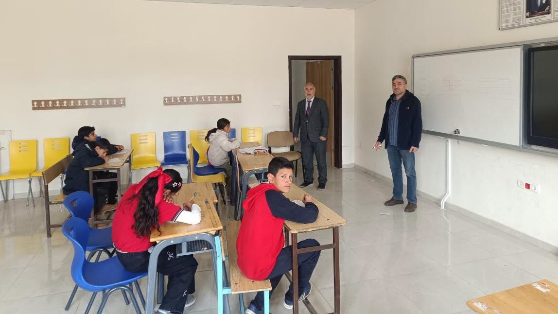 Yozgat'ta Yabancı Uyruklu Öğrencilere Gönüllü Türkçe Desteği1