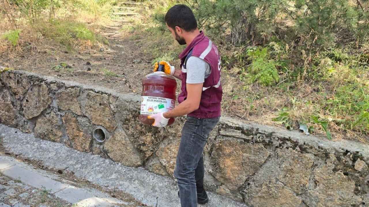 Yozgat'ta Yangınlara Karşı Damacana Su Desteği Başladı (2)