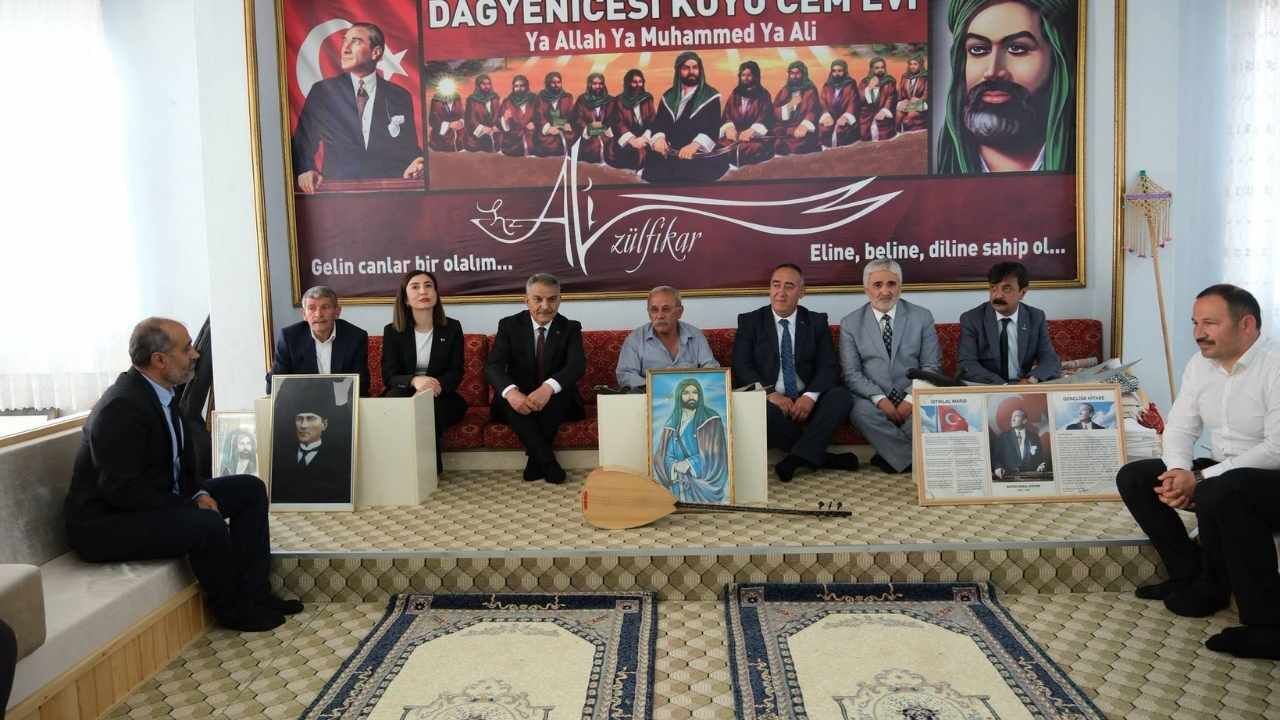 Yozgat'ta Yeni Cemevi Dualarla Açıldı, Aşure Dağıtıldı (3)