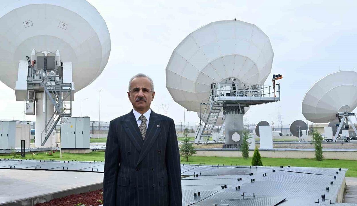 Bakan Uraloglu Acikladi 573 Tv Ve 215 Radyo Kanali Yeni Nesil 20260816 3