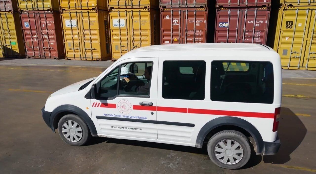 Bakan Uraloglu Acikladi Limanlarda Elleclenen Her 10 Ton Yukun 4 U 20260819 3