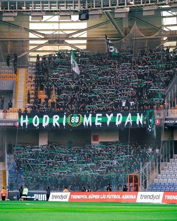 Basaksehir Kocaelispor Karsisinda Ilk Yariyi Operi Nin Goluyle 1 20260816 2