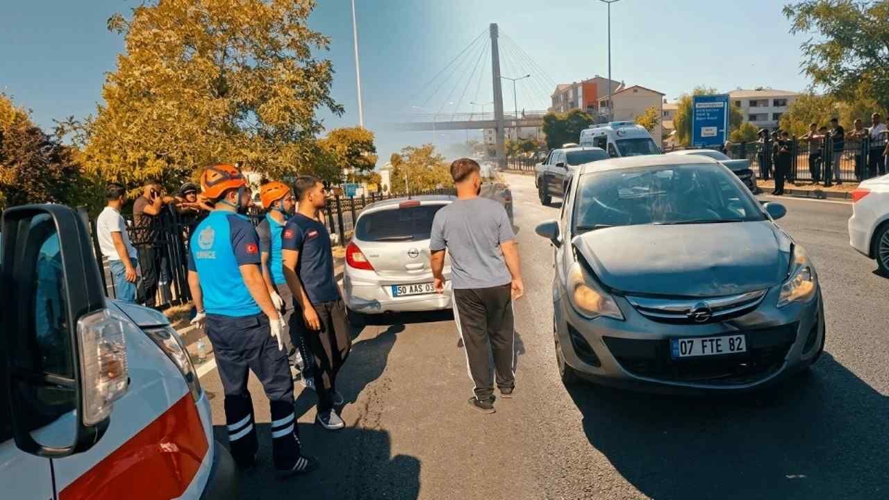 Bingöl’de Üç Araçlı Zincirleme Kazada 5 Kişi Yaralandı7 (2)