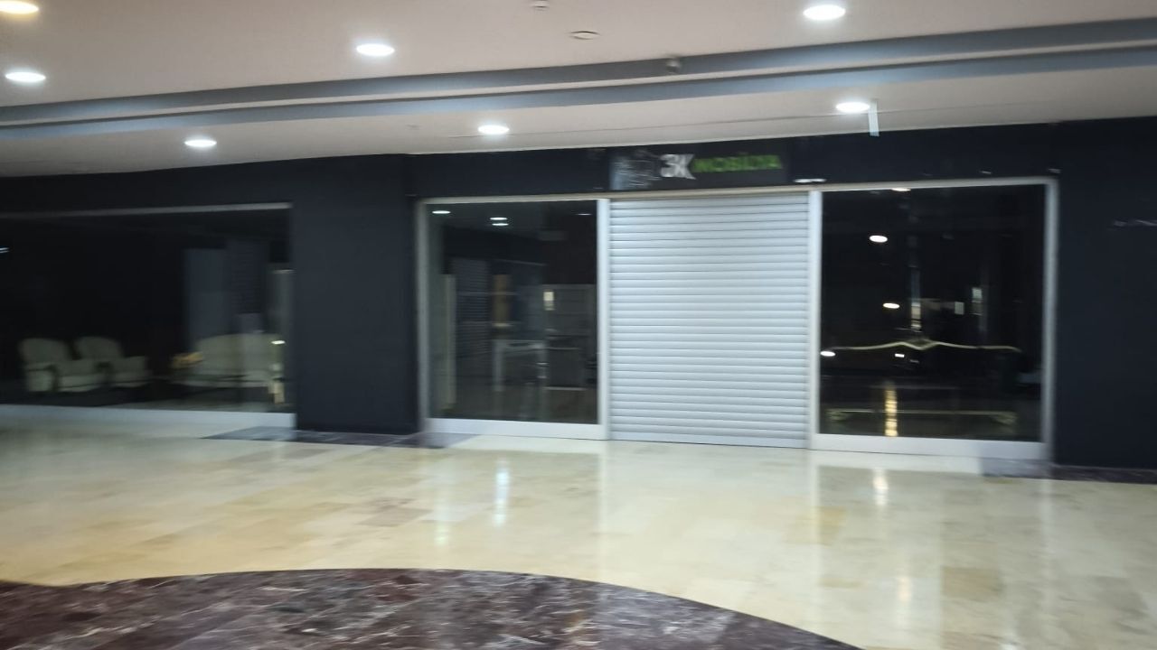 Bir Zamanlar Dolup Taşıyordu! Yimpaş Avm'nin Son Hali Şaşırttı (1)