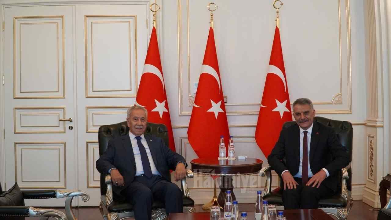 Bülent Arınç Yozgat’a Geldi Valilikteki Programı Gerçekleşti (1)